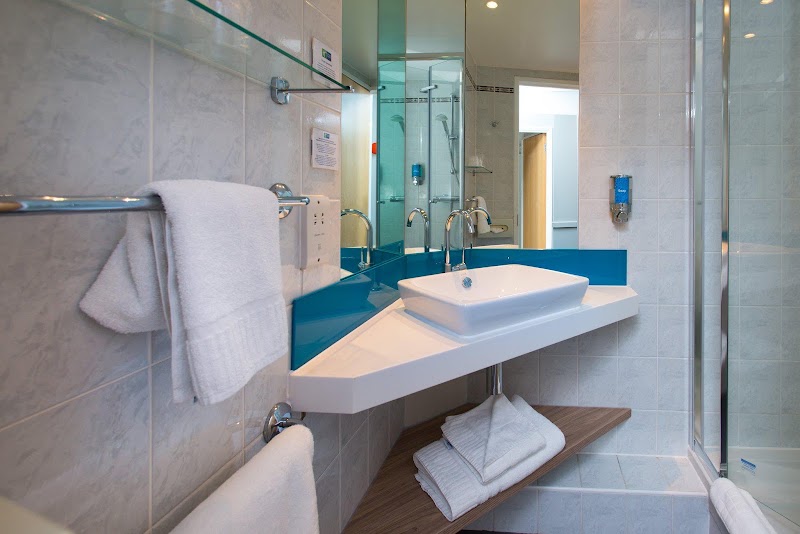 Holiday Inn Express Bath by IHG – Lower Bristol Road, Bath BA2 3EB, Royaume-Uni (photo 3)