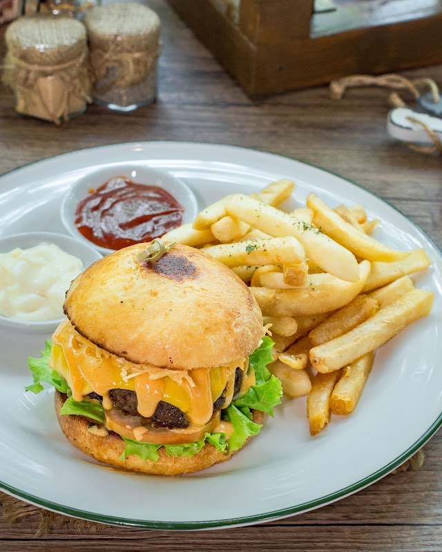 Hunt Restaurant - Coron – Sitio Jolo, Poblacion 5, Coron, Palawan, Philippines (photo 2)