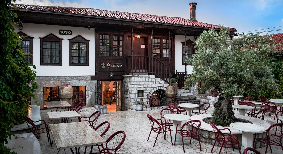 Konoba Lanterna – Podgorica, Monténégro (photo 1)