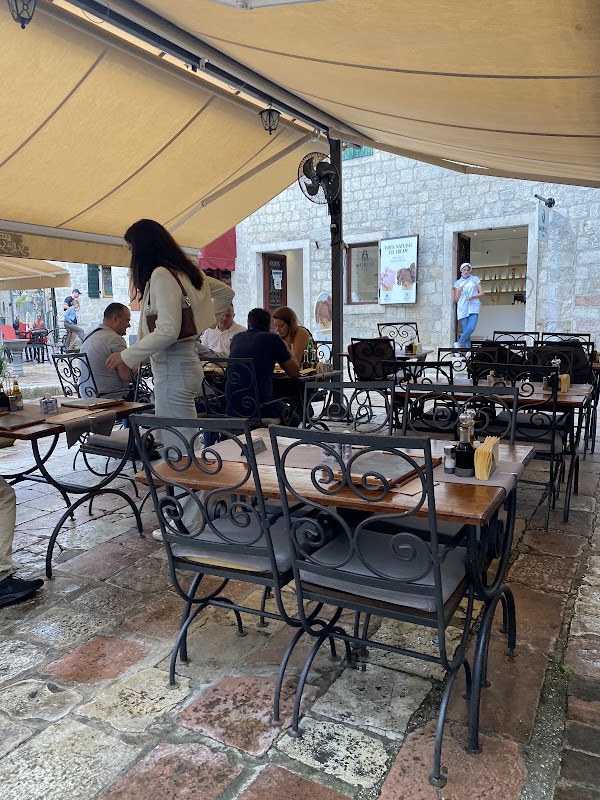 Konoba Scala Santa – Kotor, Monténégro (photo 1)