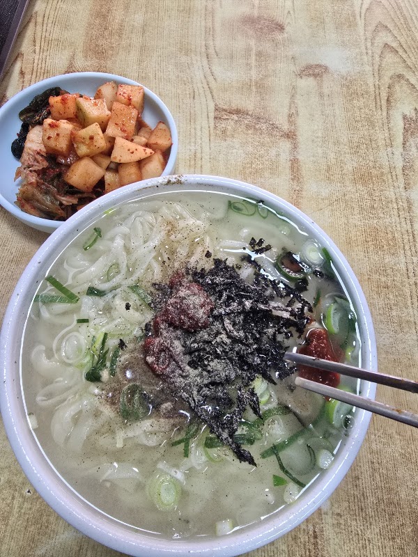Korean noodle of Dae wang – 11 Changnyong-daero 7beon-gil, Paldal-gu, Suwon, Corée du Sud (photo 3)