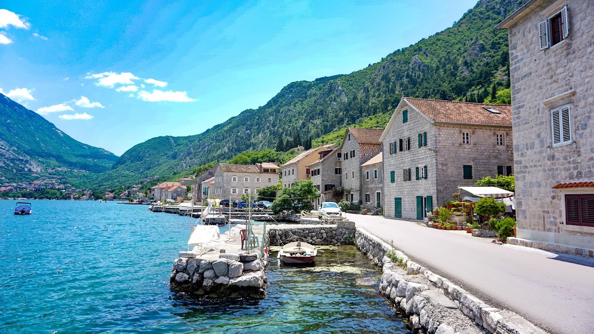 La promenade de Muo – Muo, Kotor, Monténégro (photo 1)
