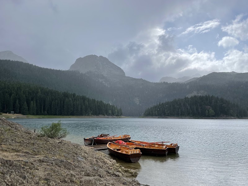 Lac Noir et lacs glaciaires du Durmitor – Crno Jezero, Žabljak, Monténégro (photo 2)