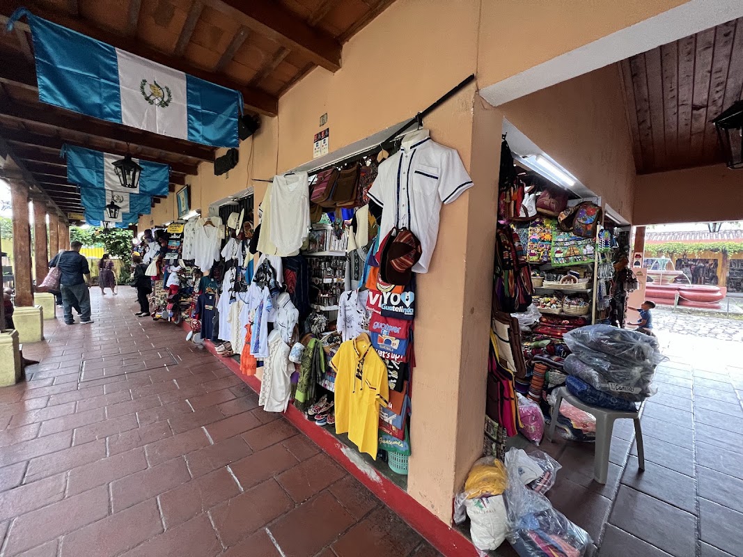 Marché d'artisanat d'Antigua – Mercado de Artesanías, Antigua Guatemala 03001, Guatemala (photo 1)