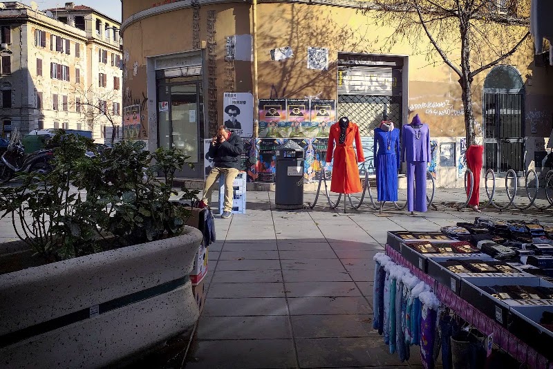 Marché du Pigneto – Via del Pigneto, 00176 Roma RM, Italie (photo 3)