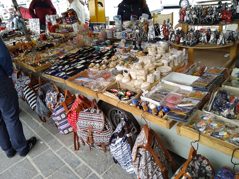 Marsaxlokk : marché aux poissons du dimanche et déjeuner sur le port – Xatt is-Sajjieda, Marsaxlokk, Malte (photo 2)