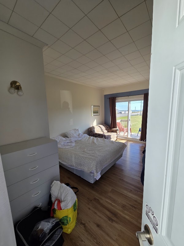 Motel de la mer – 1327 boulevard Sainte-Anne, Rimouski, QC, Canada (photo 2)