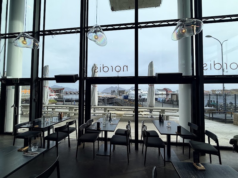 Nordis Restaurant Svolvær – Port de Svolvær, 8300 Svolvær, Norvège (photo 2)
