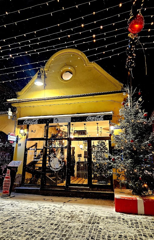 Oaia Neagră Restaurant – Strada Republicii 33, 500030 Brașov, Romania (photo 1)