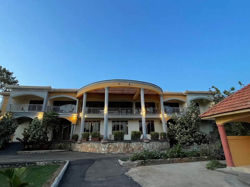 Peniel Beach Hotel – Airport Road, Entebbe (photo 3)