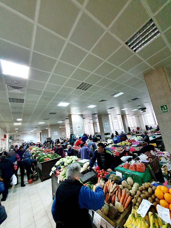 Piața Agroalimentară, le marché couvert – Strada Ploiești 8, 400394 Cluj-Napoca, Romania (photo 2)