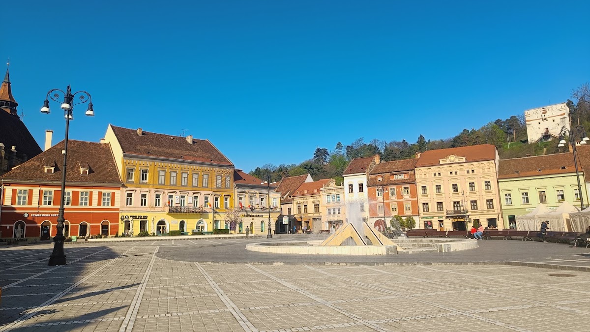 Piața Sfatului, la place du Conseil – Piața Sfatului, 500025 Brașov, Romania (photo 1)