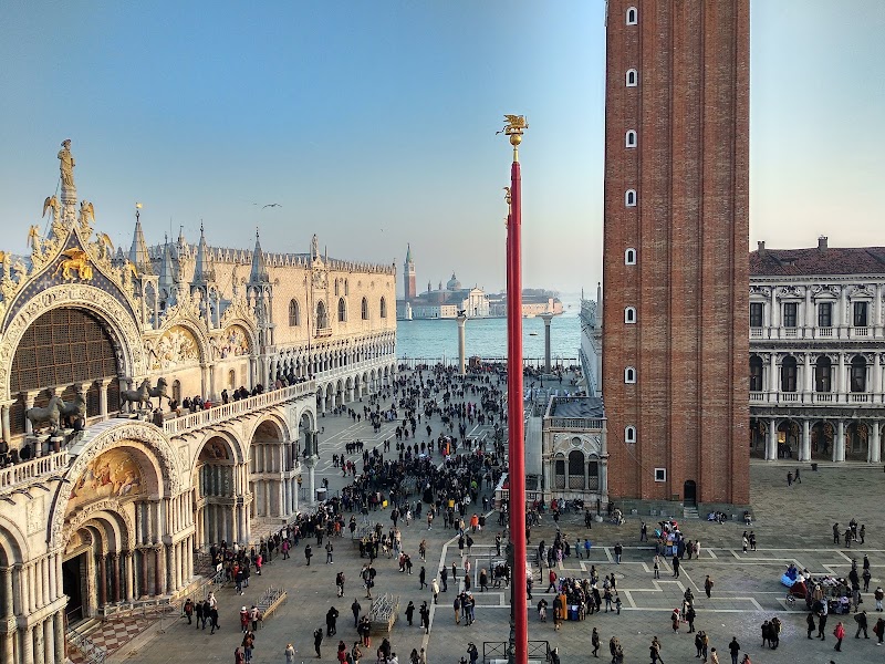 Place Saint-Marc : Volo dell'Angelo – Piazza San Marco, Venise (photo 3)