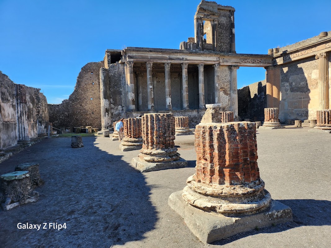 Pompéi, sites archéologiques – Via Villa dei Misteri, 2, 80045 Pompei NA, Italie (photo 1)