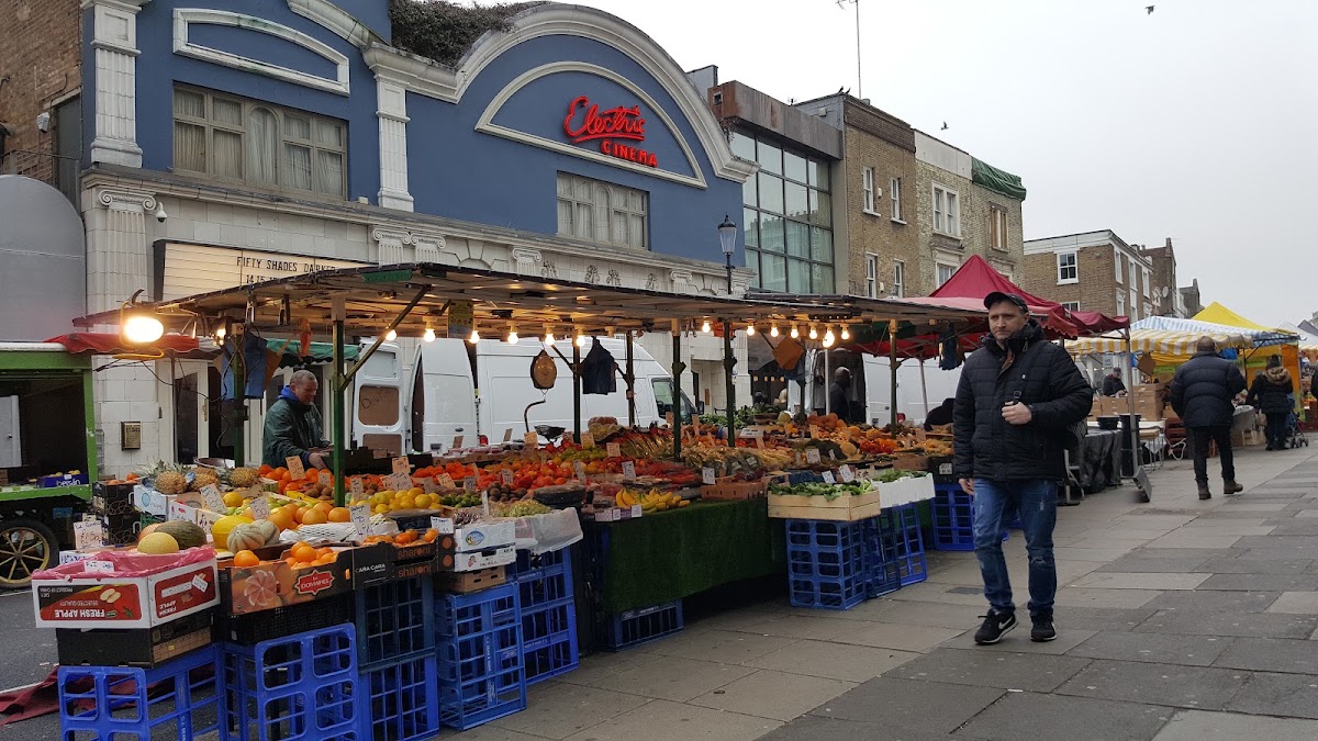 Portobello Road Market – Portobello Road, Notting Hill, London W11 1LU, Royaume-Uni (photo 1)