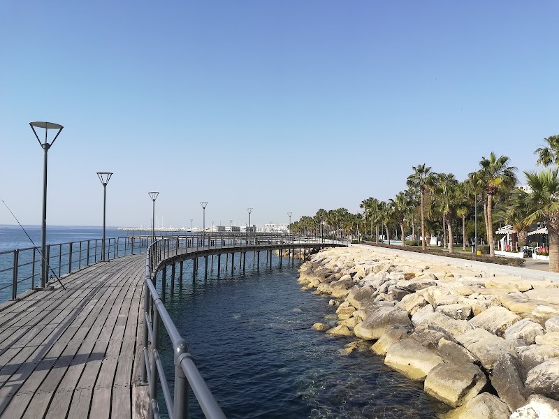 Promenade du Molos – Molos, front de mer de Limassol (photo 2)