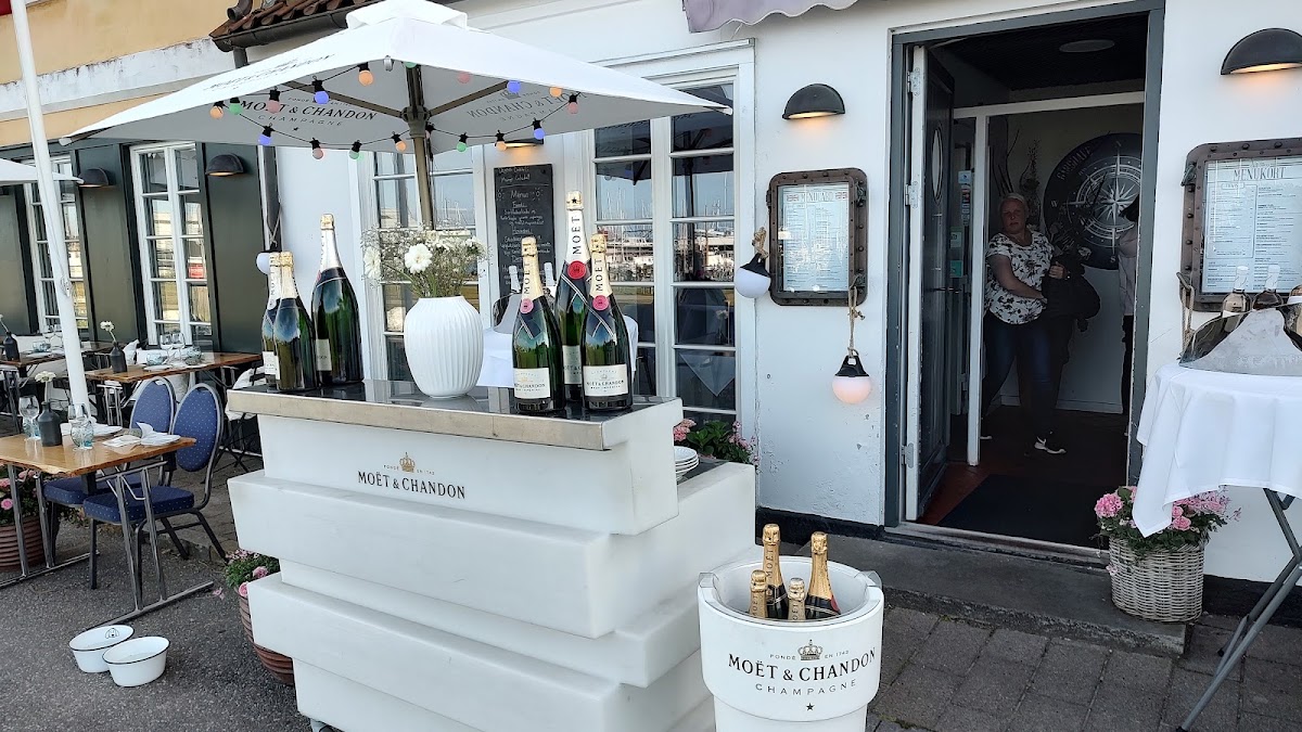 Restaurant Gilleleje Havn – Havnevej 14, 3250 Gilleleje, Danemark (photo 1)