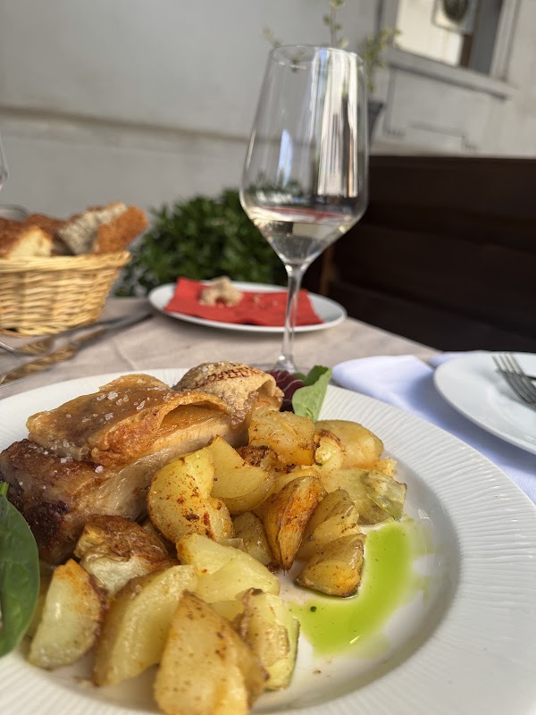 Restoran na Uglu kod kapetana – Kapetan-Mišina 25, Beograd 11002, Serbie (photo 1)