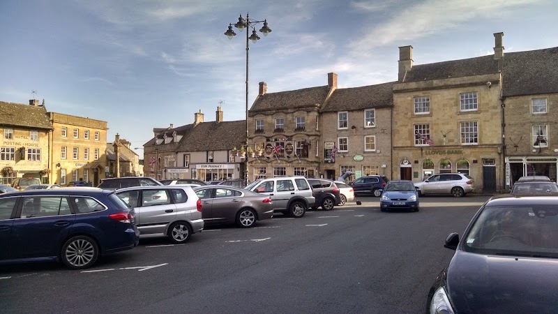 Stow-on-the-Wold – Market Square, Stow-on-the-Wold, Cheltenham, Royaume-Uni (photo 2)