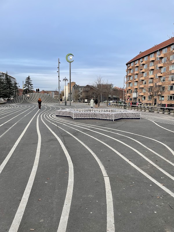 Superkilen – Nørrebrogade 210, 2200 København, Danemark (photo 2)