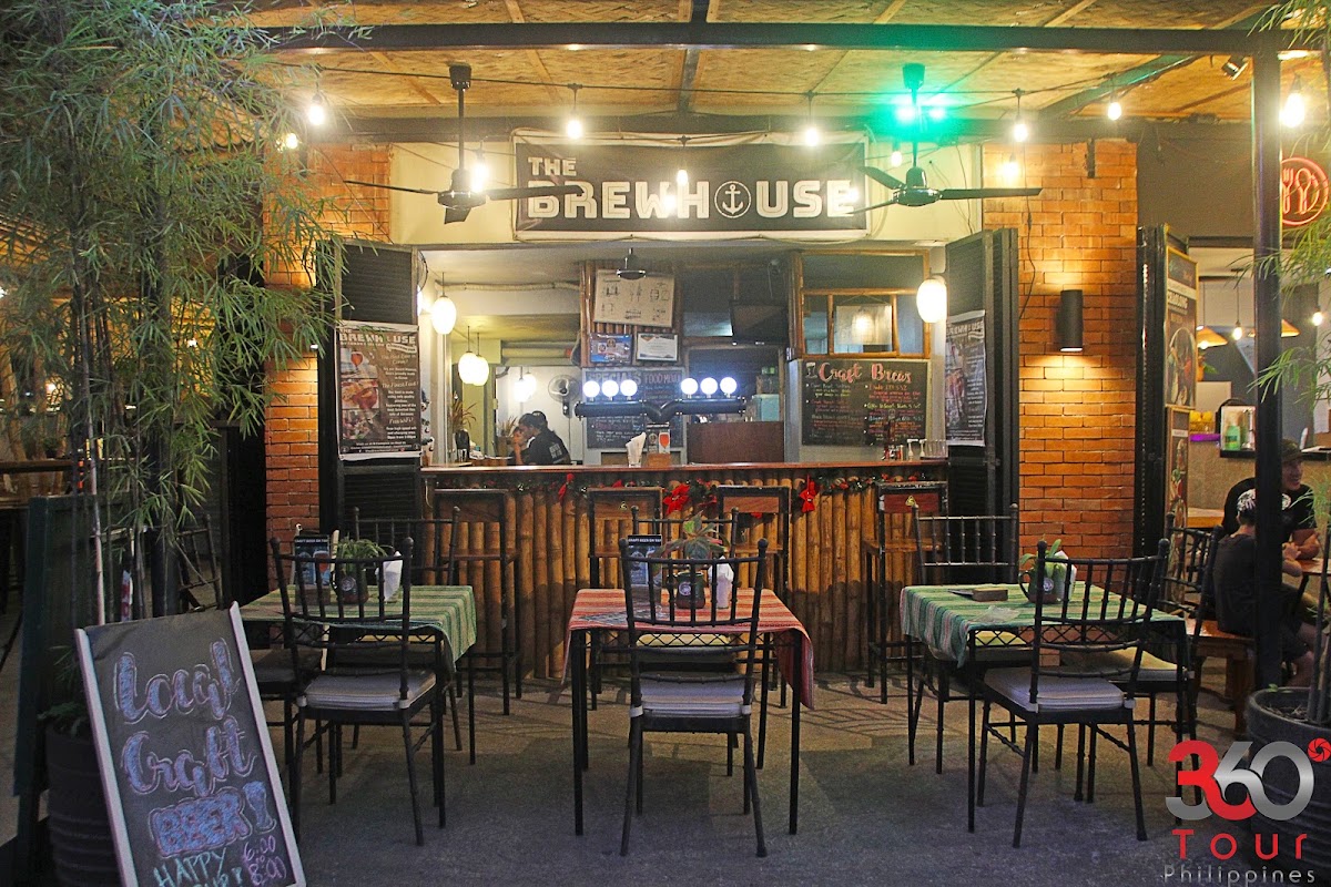 The BrewHouse – Real St, Coron, 5316 Palawan, Philippines (photo 1)
