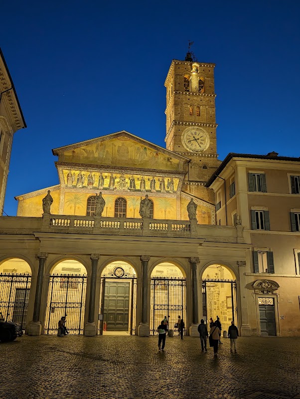 Trastevere, ruelles et Santa Maria – Trastevere, 00153 Roma RM, Italie (photo 1)