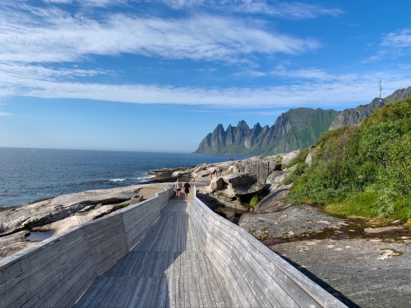 Tungeneset et la Mâchoire du Diable – Tungeneset, Ersfjordveien, Senja, Norvège (photo 2)