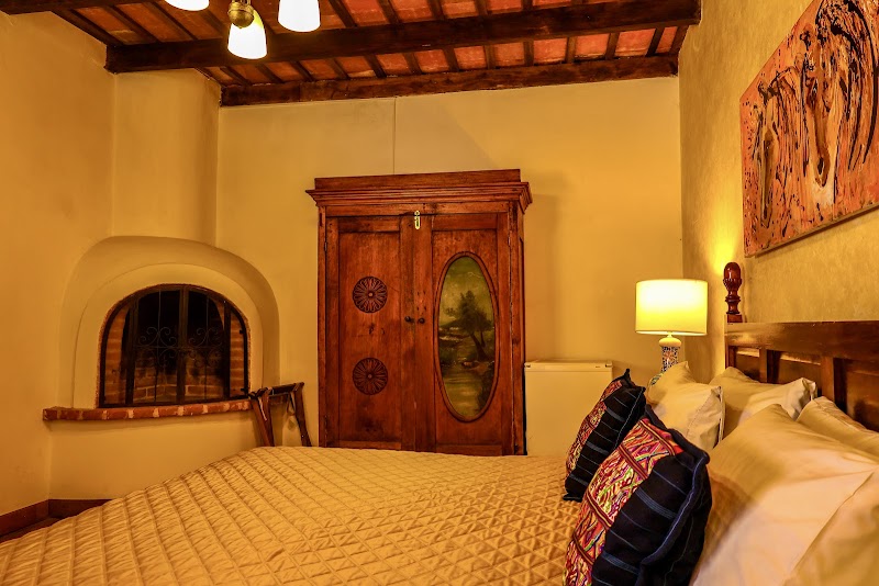 Villa de Antaño – 1a Avenida Sur, Calle de Los Pasos No.42 (photo 2)