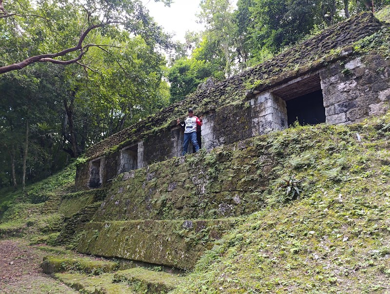 Yaxhá, la cité maya de la lagune – Flores, Petén (photo 3)