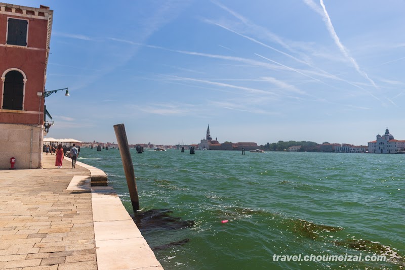 Zattere, promenade de Dorsoduro – Fondamenta delle Zattere, Dorsoduro, Venise (photo 3)