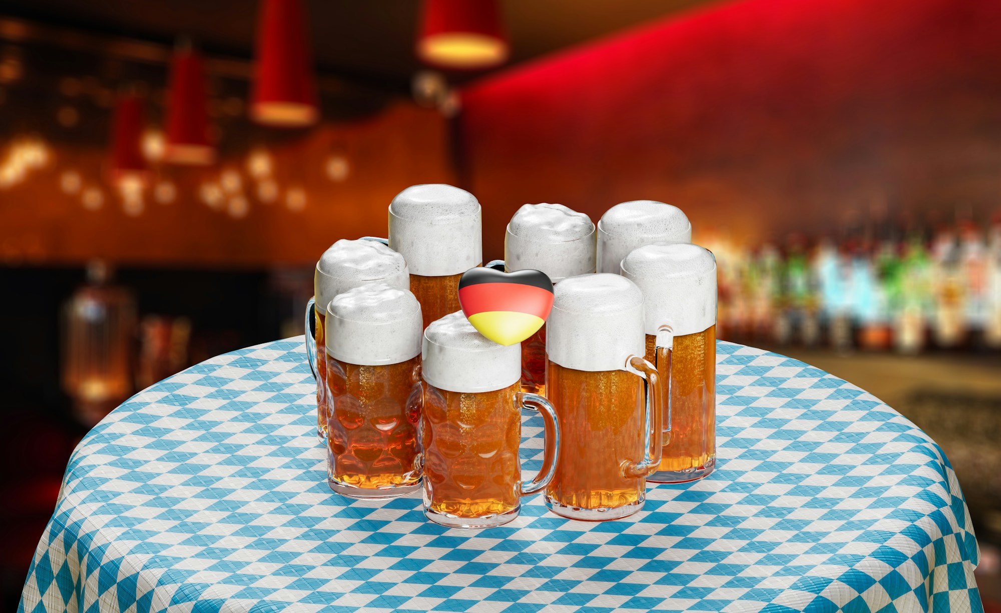 Aufgereihte Bierkrüge, Festzeltstimmung bei der Kaiser Wiesn