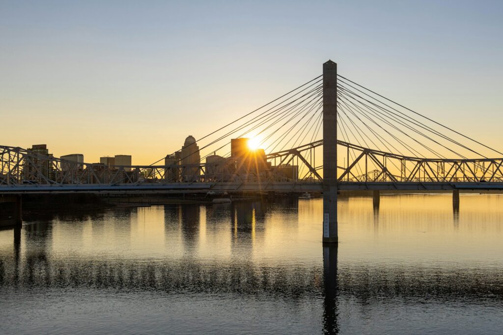 Skyline de Louisville, Kentucky, au bord de l'Ohio River