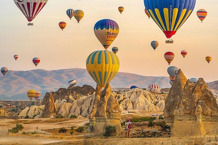 Vallée de Cappadoce et ses cheminées de fée, à deux jours d'excursion d'Istanbul