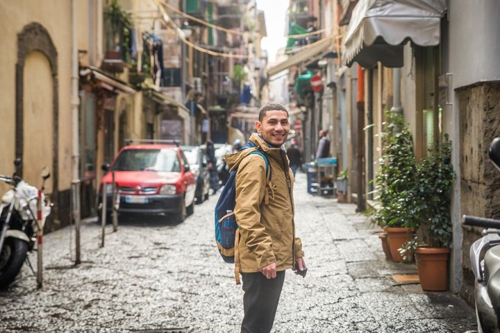 Alley in the historic centre of Naples explored with a local during a private tour