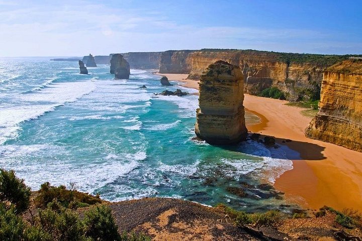 Twelve Apostles rock formations along the Great Ocean Road