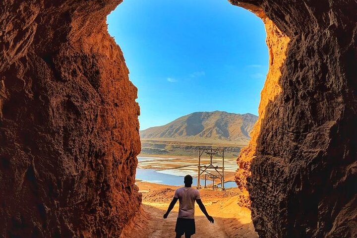Œil bleu de Buracona, salines de Pedra de Lume et Shark Bay – Santa Maria, Sal, Cap-Vert (photo 3)