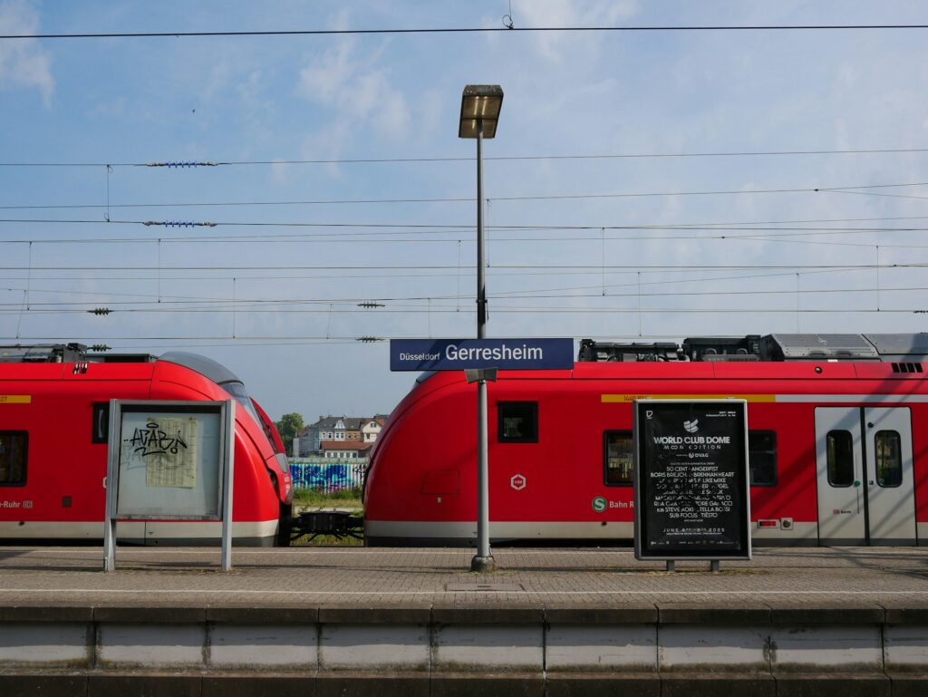 Rame de S-Bahn à quai dans une gare allemande