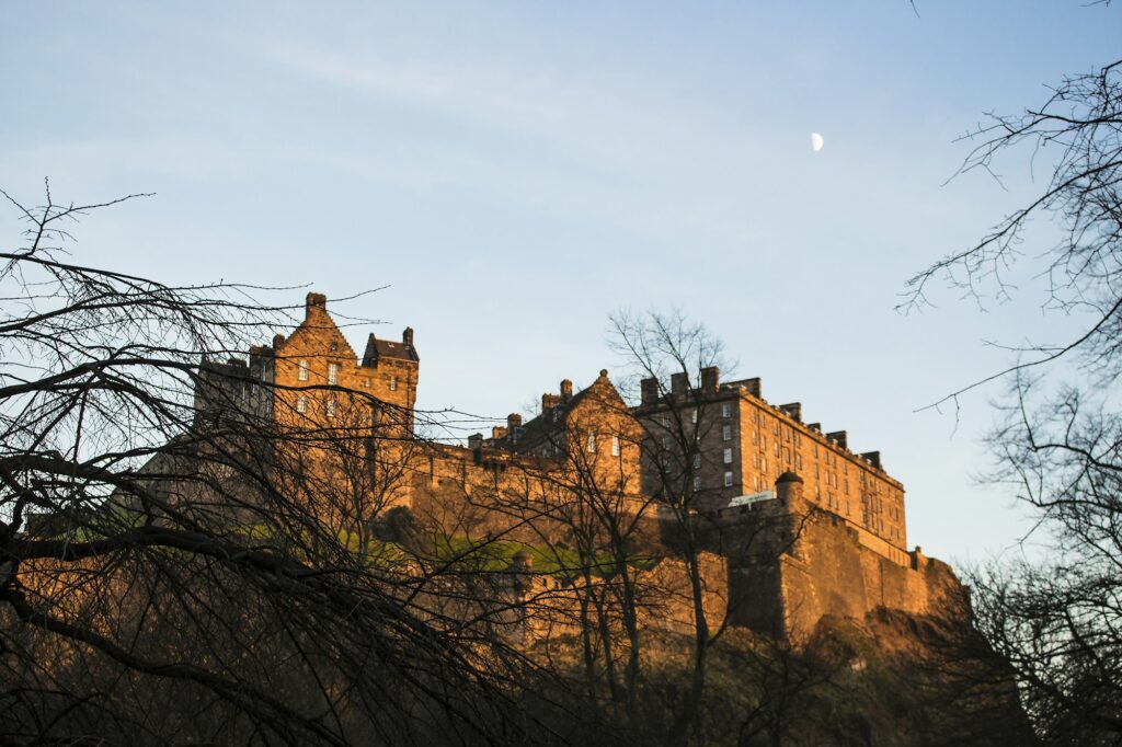 Le château d'Édimbourg au coucher du soleil