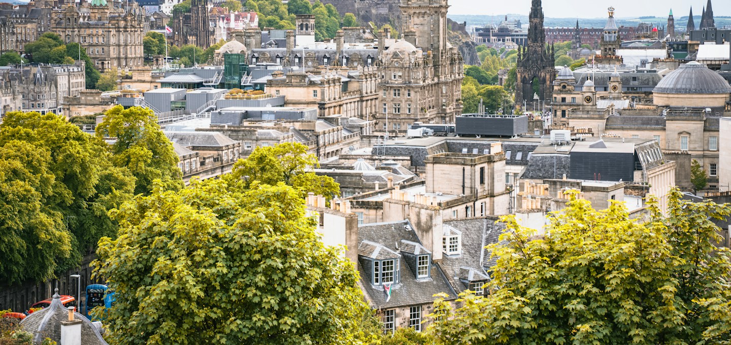 Edinburgh Castle above the Old Town