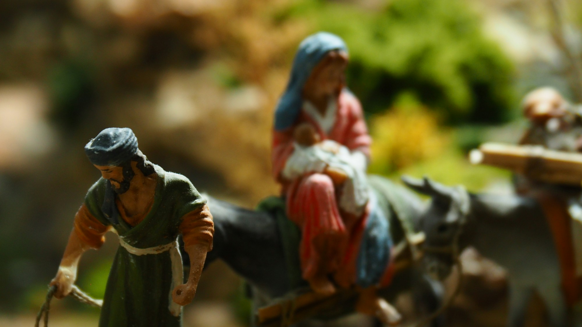 Nativity figurines with a donkey