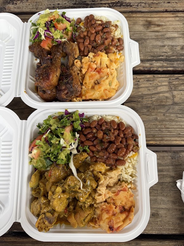 3Beez Beach Restaurant & Bar – Soufrière, Sainte-Lucie (photo 1)