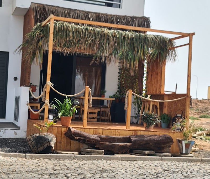Art Kafé – Zona Praia Antonio Souza 14G, Santa Maria 4111, Cabo Verde (photo 3)