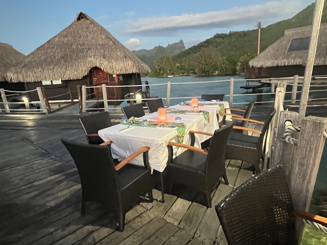 Bar Toatea – Maharepa, Moorea, Polynésie française (photo 1)
