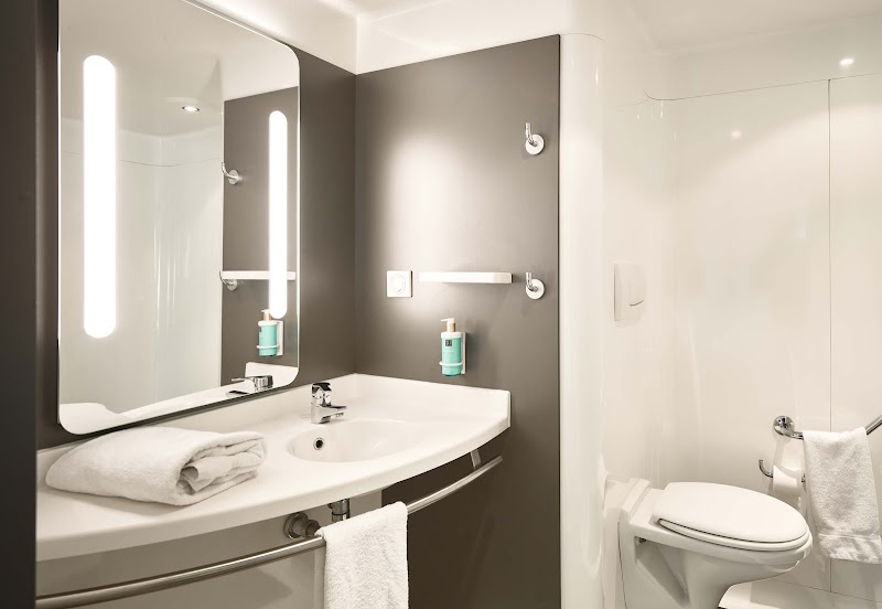 B&B Hôtel Paris Grand Roissy CDG – 7 Allée du Verger, 95700 Roissy-en-France, France (photo 3)
