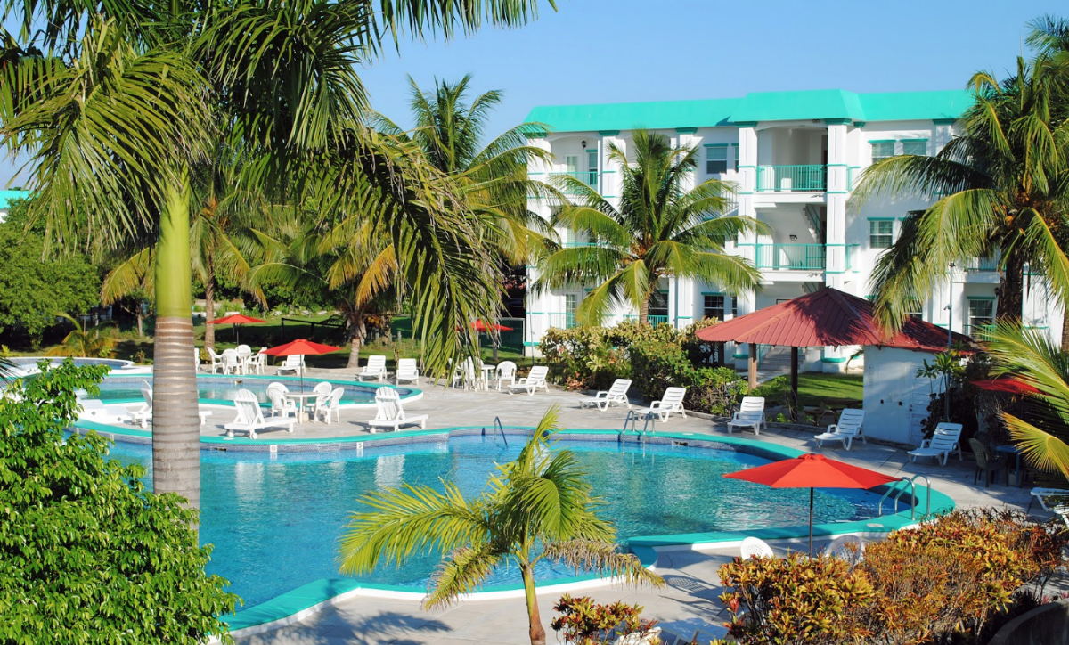 Best Western Grand Baymen Gardens – Hurricane Street, San Pedro, Ambergris Caye (photo 1)