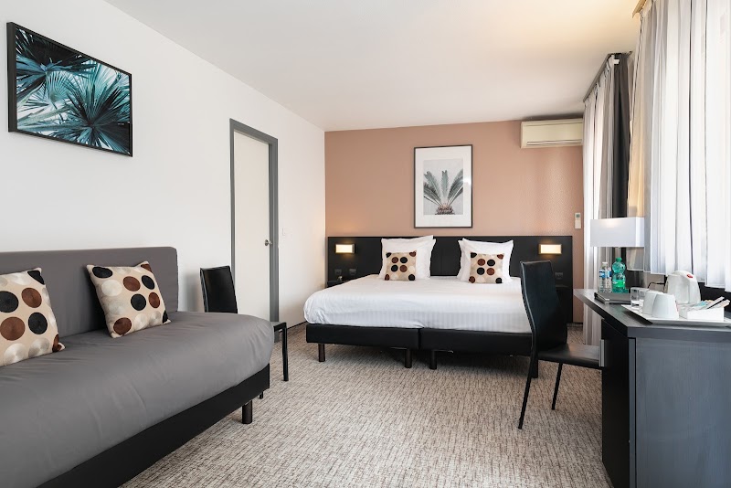 Best Western Hotel Mediterranee Menton – 5 Rue de la République, Menton (photo 2)