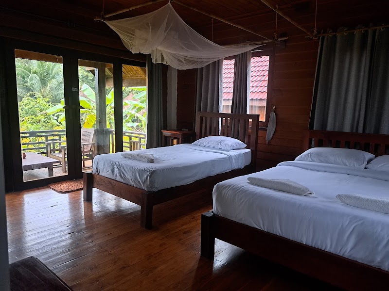Bolaven Garden – Tad Lo Road, Tad Lo, Laos (photo 2)