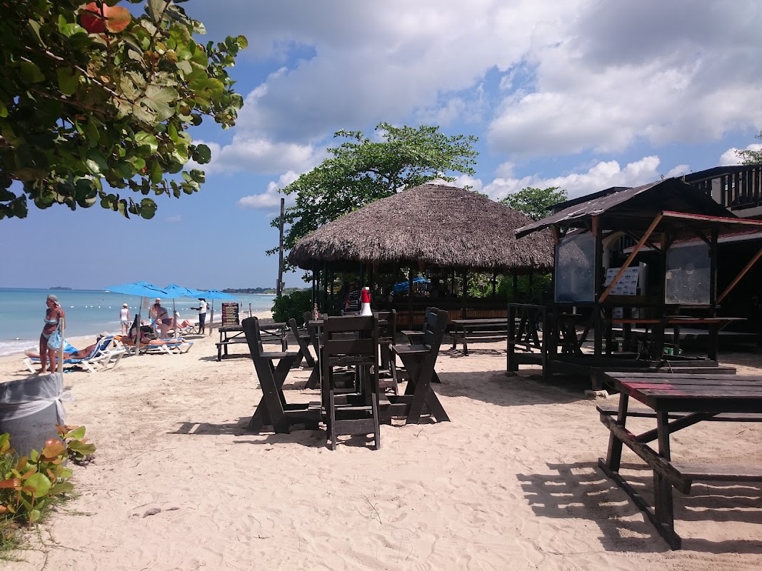 Bourbon Beach Club Restaurant – Norman Manley Boulevard, Negril, Jamaïque (photo 1)