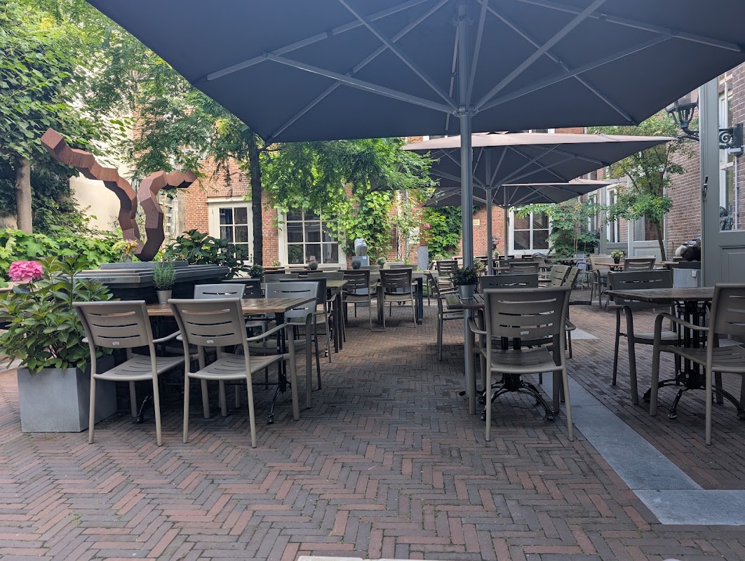 Café Restaurant Pulchri – Lange Voorhout 15, 2514 EA Den Haag, Pays-Bas (photo 1)