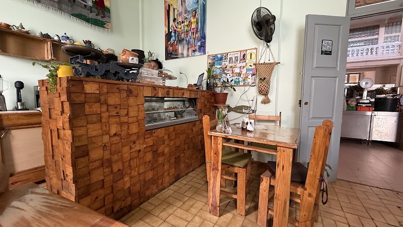 Café Verde – Rés do chão, Mercado Mun., Rua Unidade Africana, Mindelo 2110, Cabo Verde (photo 3)